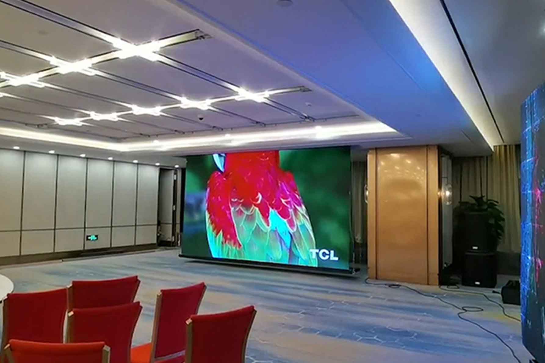 選購室內(nèi)LED顯示屏需要考慮哪些方面？